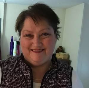 Meet your Posher, Becky